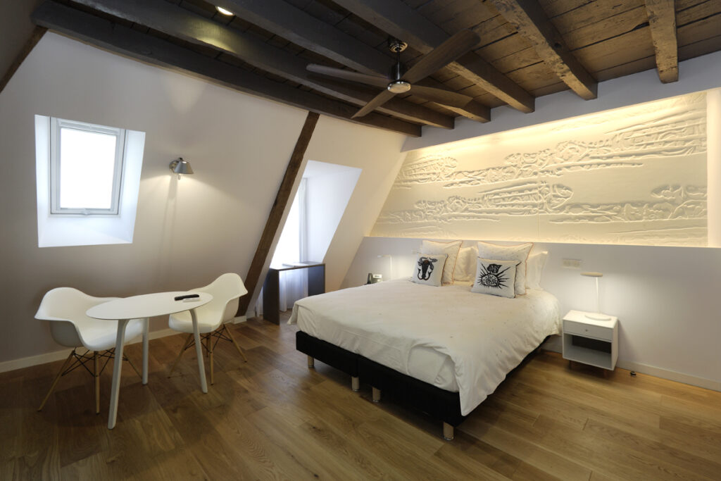 Studio avec vue sur la Creuse